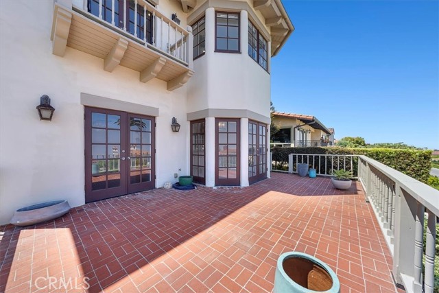 Detail Gallery Image 13 of 38 For 536 via Media, Palos Verdes Estates,  CA 90274 - 4 Beds | 5 Baths