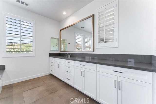 Image 31 of 51 For 17150 Vita Way