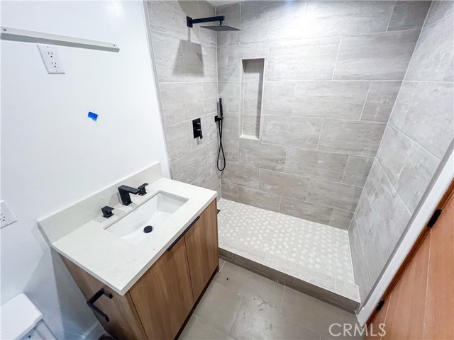 Detail Gallery Image 13 of 39 For 1816 2 S Hauser Bld, Los Angeles,  CA 90019 - 3 Beds | 3/1 Baths