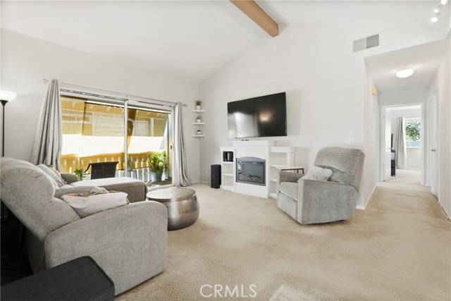2 Bed Home for Sale in Saugus, California