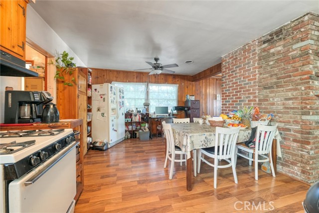 6232 Riverton Avenue, North Hollywood CA: https://media.crmls.org/medias/d4bdc7ba-e3b5-48a3-bde4-cbad62da9508.jpg