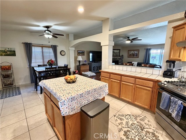 Detail Gallery Image 27 of 51 For 2943 Bea, Merced,  CA 95348 - 3 Beds | 2 Baths