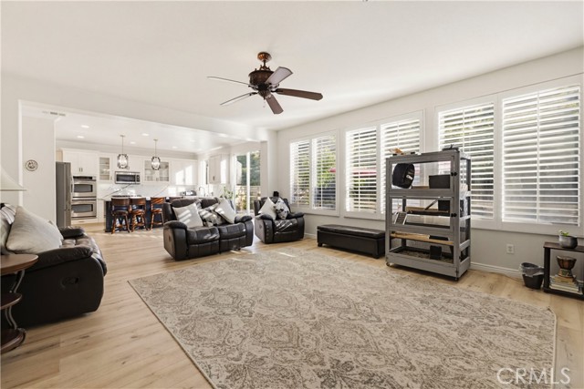 Detail Gallery Image 28 of 75 For 19721 Mathilde, Saugus,  CA 91350 - 5 Beds | 4 Baths