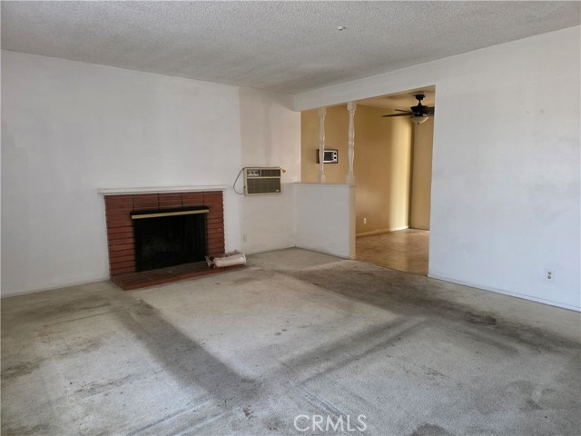 10243 Fremont Avenue, Montclair CA: https://media.crmls.org/medias/d4beab44-cdc5-41b8-9b2b-f0ce6b67ebfc.jpg
