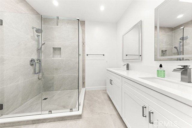 Detail Gallery Image 41 of 58 For 13010 Hartland St, North Hollywood,  CA 91605 - 2 Beds | 1 Baths