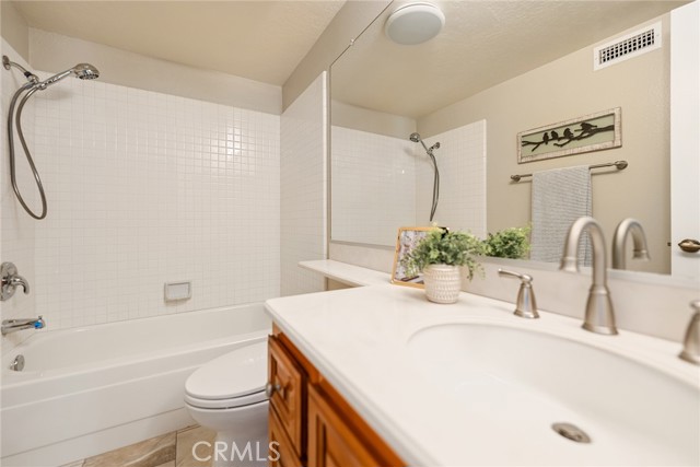 6335 E Smokey Avenue, Orange CA: https://media.crmls.org/medias/d4c024c9-8f5c-4eb0-bfed-3646fdf7d86b.jpg