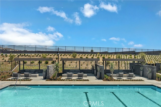 Detail Gallery Image 25 of 31 For 15907 Blue Copper Way, Fontana,  CA 92336 - 4 Beds | 2/1 Baths