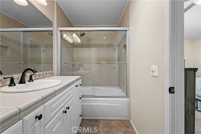 28631 Winterdale Drive, Canyon Country CA: https://media.crmls.org/medias/d4c0ab4c-9c9f-4375-b265-42761fd766e0.jpg