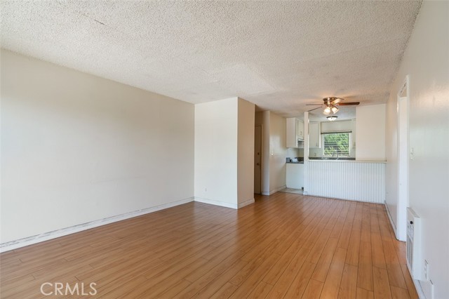820 N Raymond Avenue, Pasadena CA: https://media.crmls.org/medias/d4c0c5b5-bb73-48ce-a6b2-1fc712b68fdb.jpg