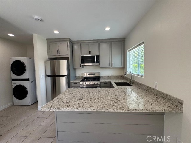 7851 Vicky Avenue, West Hills CA: https://media.crmls.org/medias/d4c14ec3-1ea9-4992-bdfc-9e1ffd14a34c.jpg