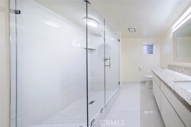 Detail Gallery Image 38 of 49 For 2255 E Chevy Chase Dr, Glendale,  CA 91206 - 4 Beds | 3 Baths