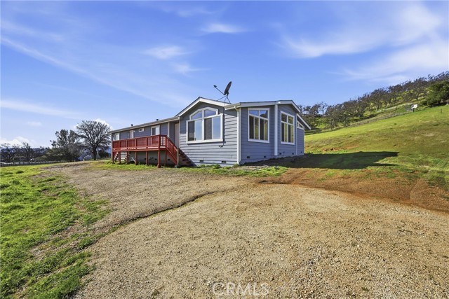 Detail Gallery Image 31 of 44 For 2805 Smith Ln, Clearlake,  CA 95422 - 3 Beds | 2 Baths