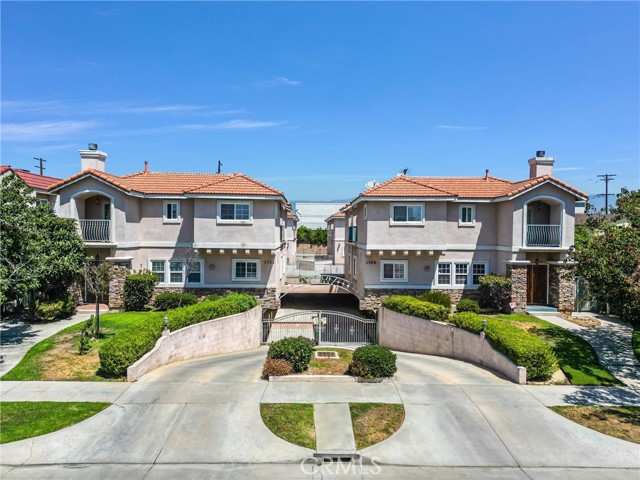 Detail Gallery Image 1 of 1 For 1715 Acacia a,  Alhambra,  CA 91801 - 3 Beds | 3 Baths