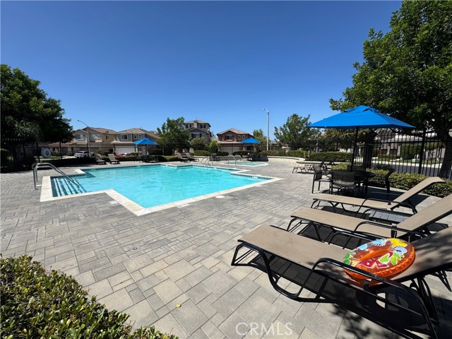 39829 Chambray Drive, Murrieta CA: https://media.crmls.org/medias/d4c3b914-0bc6-4f88-9f21-12d572e311c2.jpg