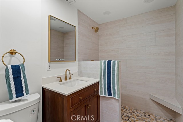 27917 Squirrel Lane, Lake Arrowhead CA: https://media.crmls.org/medias/d4c469f3-0ca2-426b-813c-3084c4ca8fe0.jpg