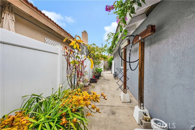 Detail Gallery Image 47 of 56 For 17830 Winterberry St, Fountain Valley,  CA 92708 - 5 Beds | 3 Baths