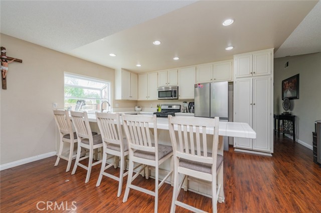 Detail Gallery Image 21 of 28 For 1424 Norfolk St, Corona,  CA 92878 - 4 Beds | 2 Baths