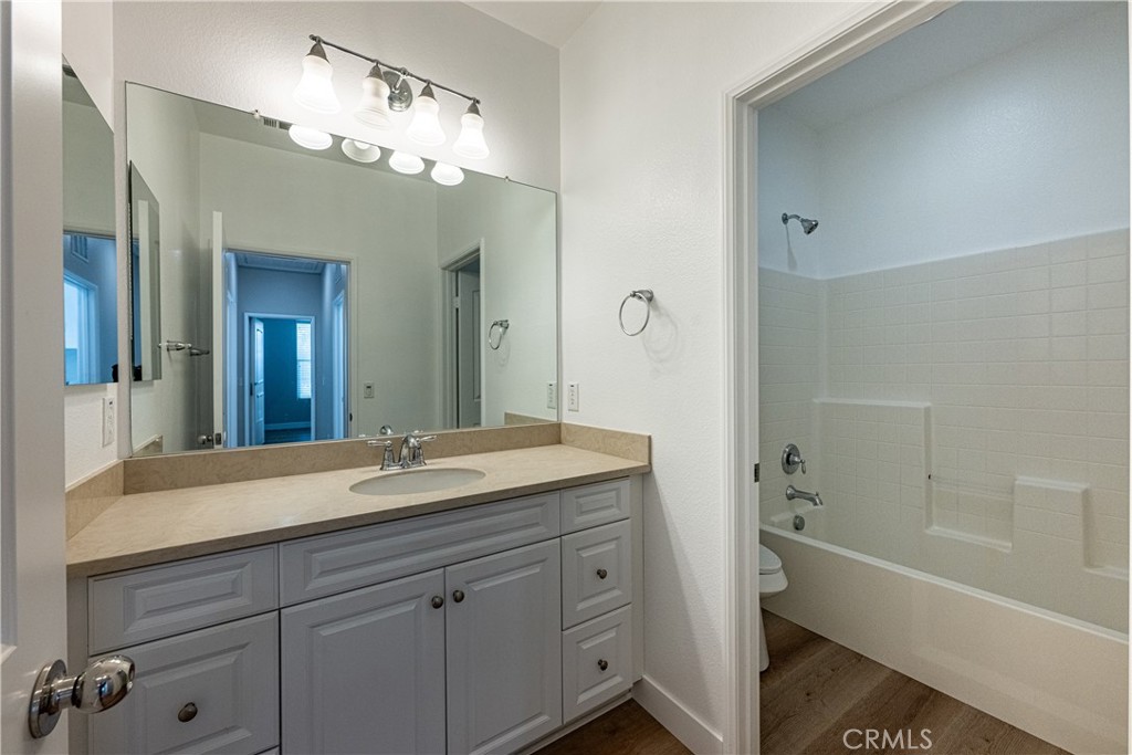 MLS #OC25175723 img 29