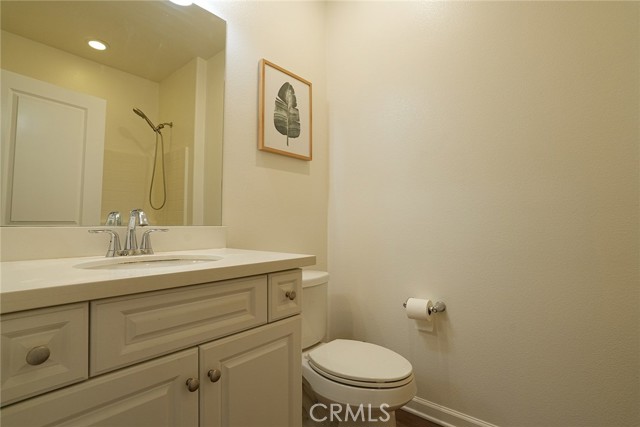 Detail Gallery Image 7 of 13 For 2908 E via Fiano, Ontario,  CA 91764 - 3 Beds | 2/1 Baths