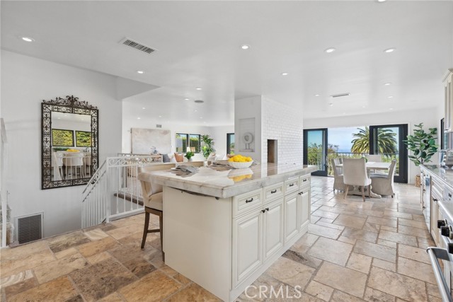 797 Via Somonte, Palos Verdes Estates, California 90274, 4 Bedrooms Bedrooms, ,3 BathroomsBathrooms,Residential,For Sale,Via Somonte,SB25011078