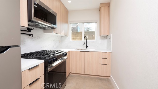 Detail Gallery Image 15 of 30 For 1534 E Algrove St, Covina,  CA 91724 - 2 Beds | 1 Baths