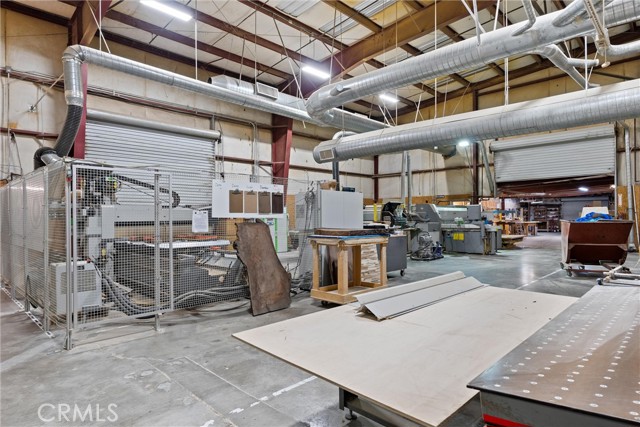 Image 32 of 71 For 958 Mckale Road