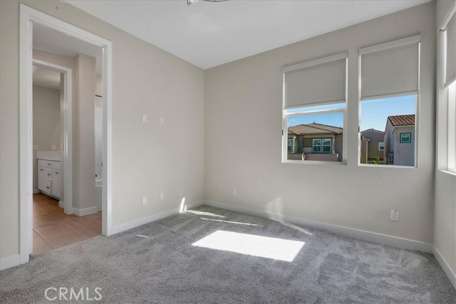 670 Athos, Lake Forest CA: https://media.crmls.org/medias/d4c6ed81-d6d7-4213-8d0d-7f1e75136629.jpg