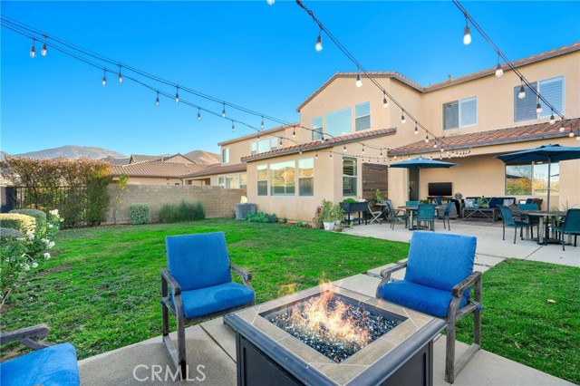 25140 Golden Maple Drive, Canyon Country CA: https://media.crmls.org/medias/d4c7195f-f3b6-4e7c-9a73-db85a98c4414.jpg