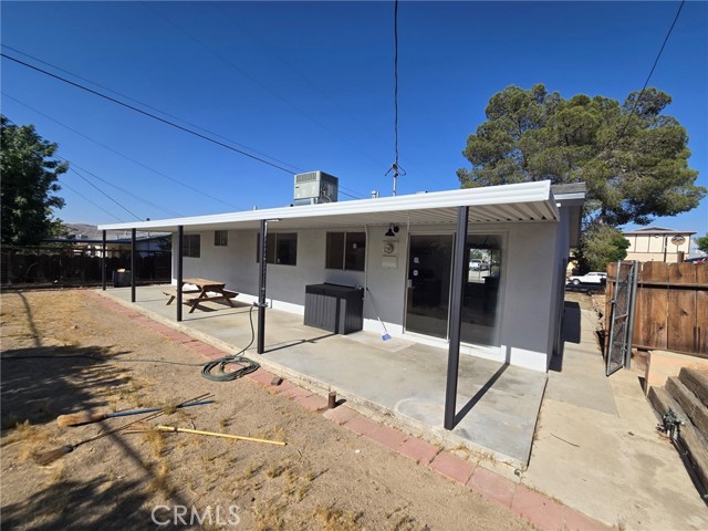 312 Del Mar Avenue, Barstow CA: https://media.crmls.org/medias/d4c7f570-99cc-41bb-b8b8-b16494f6cf2c.jpg