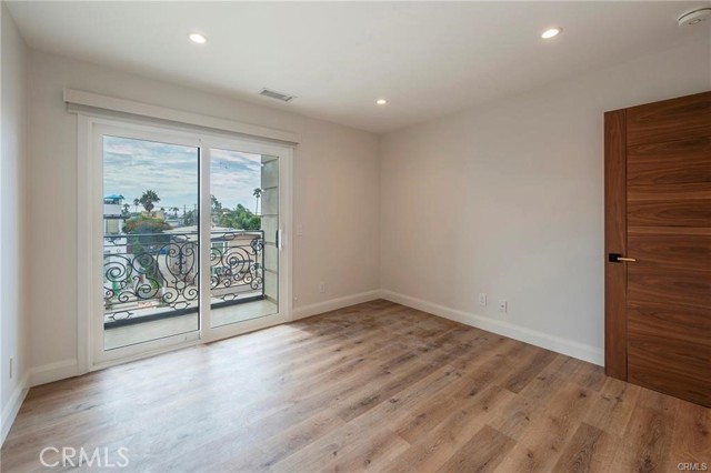 Image 17 of 42 For 140 Acacia  11