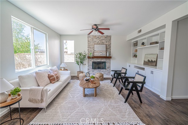 Detail Gallery Image 23 of 62 For 23948 Rustico Ct, Valencia,  CA 91354 - 5 Beds | 3 Baths