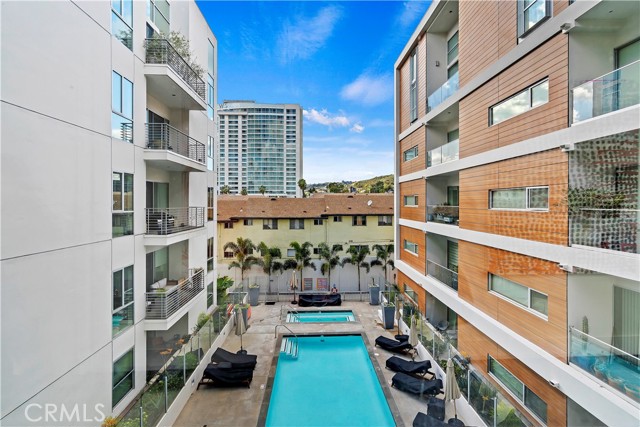 Detail Gallery Image 1 of 58 For 6735 Yucca St #307,  Los Angeles,  CA 90028 - 2 Beds | 2 Baths
