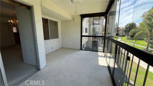 3243 San Amadeo, Laguna Woods CA: https://media.crmls.org/medias/d4c8d367-7b20-4912-8bb6-94269bbabe72.jpg