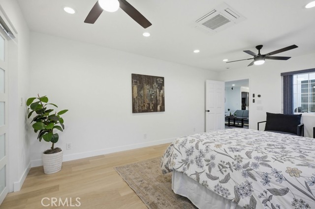 Detail Gallery Image 29 of 66 For 10232 Hialeah, Cypress,  CA 90630 - 5 Beds | 2/1 Baths