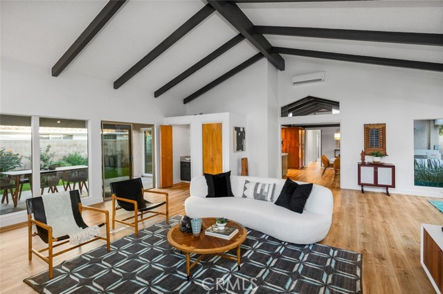 Image 8 of 48 For 5360 El Jardin Street