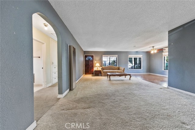 Detail Gallery Image 17 of 65 For 144 Grace Ave, La Habra,  CA 90631 - 6 Beds | 4 Baths