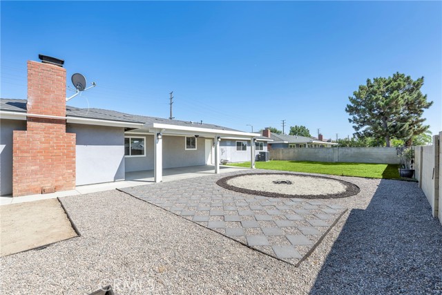 1219 N Van Buren Street, Placentia CA: https://media.crmls.org/medias/d4cb9bc1-8ce3-45da-8f83-c919a23cce1c.jpg