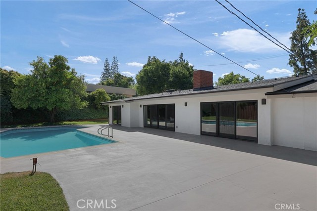 23616 Mariano Street, Woodland Hills CA: https://media.crmls.org/medias/d4cc917f-604f-450c-9510-5ff839efc002.jpg