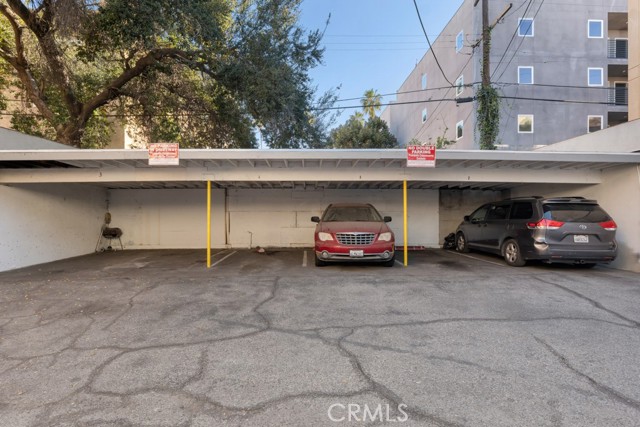 Detail Gallery Image 14 of 28 For 14622 Sylvan, Van Nuys,  CA 91411 - – Beds | – Baths