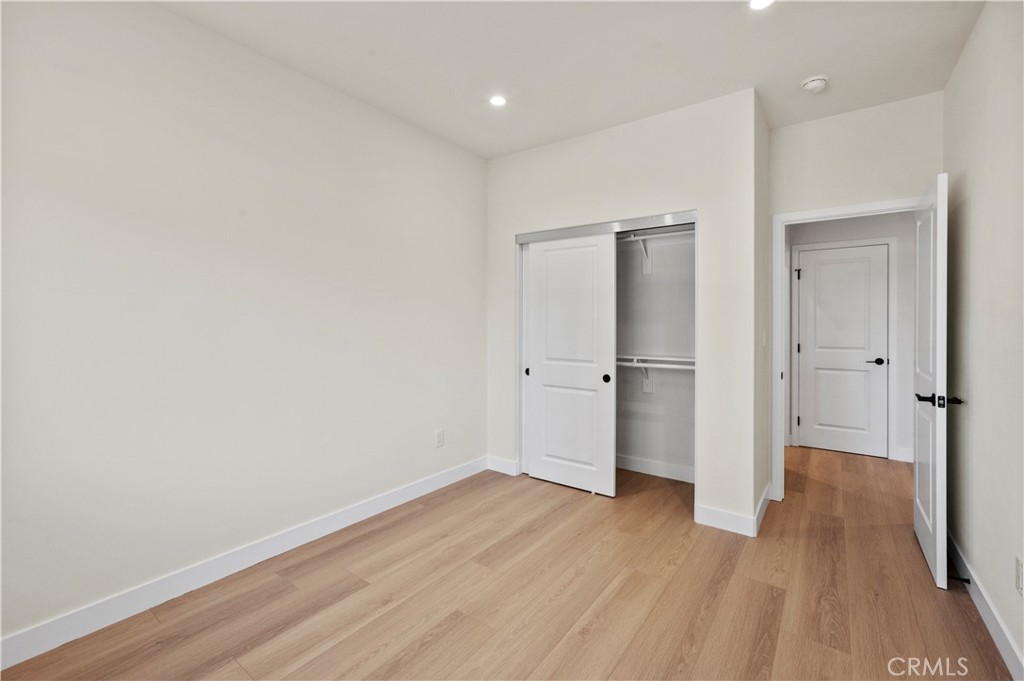 MLS #OC25253917 image #8