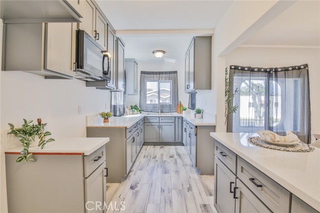 Detail Gallery Image 14 of 39 For 8110 S Denker, Los Angeles,  CA 90047 - 2 Beds | 2 Baths