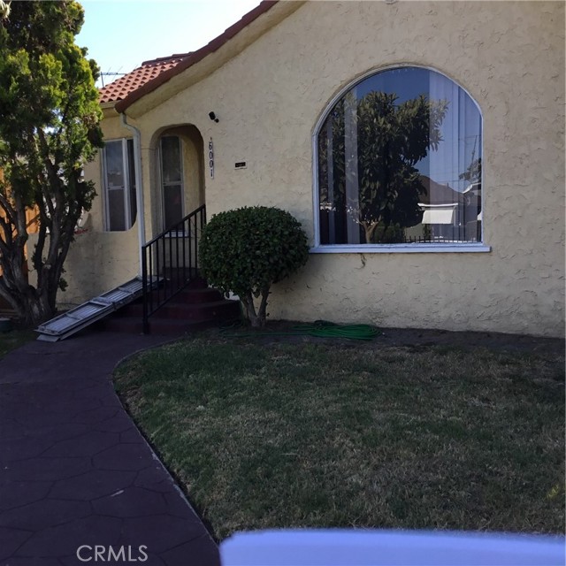 Detail Gallery Image 4 of 39 For 6001 4th Ave, Los Angeles,  CA 90043 - 2 Beds | 1 Baths