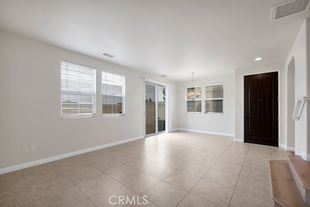 20212 Pienza Lane, Porter Ranch CA: https://media.crmls.org/medias/d4d13026-6e7c-42a5-b9f3-31e391536e4b.jpg