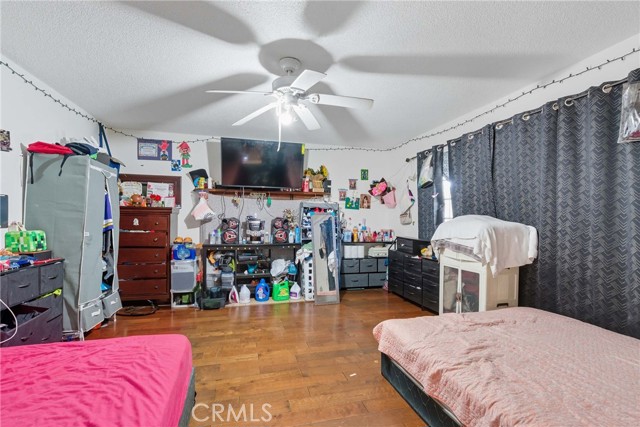 Detail Gallery Image 14 of 19 For 4508 Axminster, Bakersfield,  CA 93307 - 3 Beds | 2 Baths