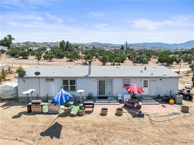 Detail Gallery Image 10 of 32 For 3448 Quail Rd, Pinon Hills,  CA 92372 - 4 Beds | 2 Baths