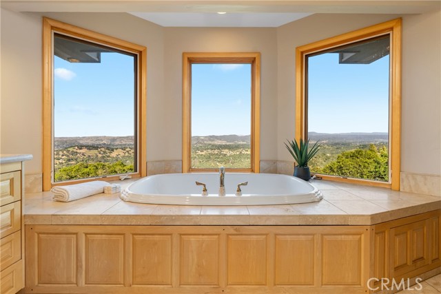 Detail Gallery Image 19 of 35 For 10885 San Marcos, Atascadero,  CA 93422 - 4 Beds | 3/1 Baths