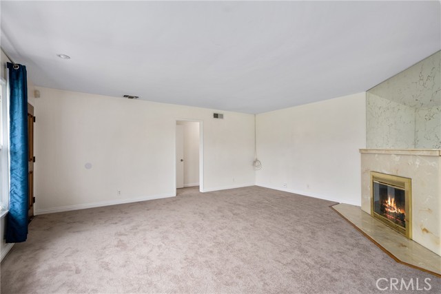 Detail Gallery Image 7 of 27 For 1435 W Wedgewood Dr, Anaheim,  CA 92801 - 3 Beds | 2 Baths
