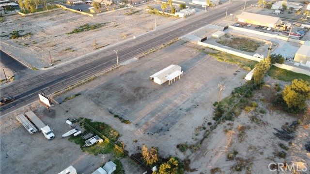 Detail Gallery Image 4 of 7 For 1354 E Hobsonway, Blythe,  CA 92225 - – Beds | – Baths