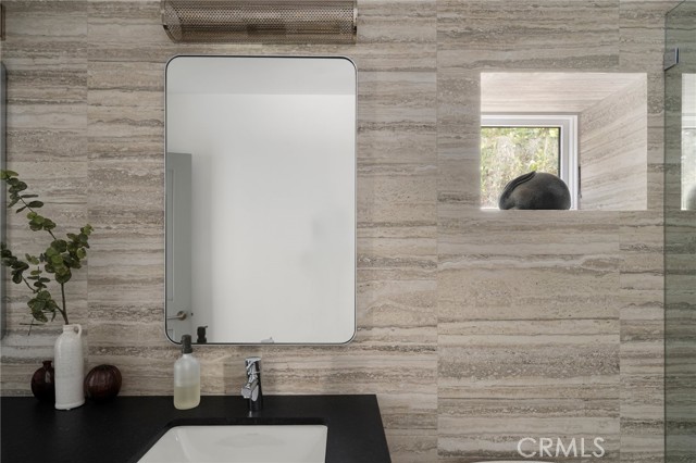 Detail Gallery Image 21 of 22 For 790 Hermosa Way, Laguna Beach,  CA 92651 - 3 Beds | 2/1 Baths