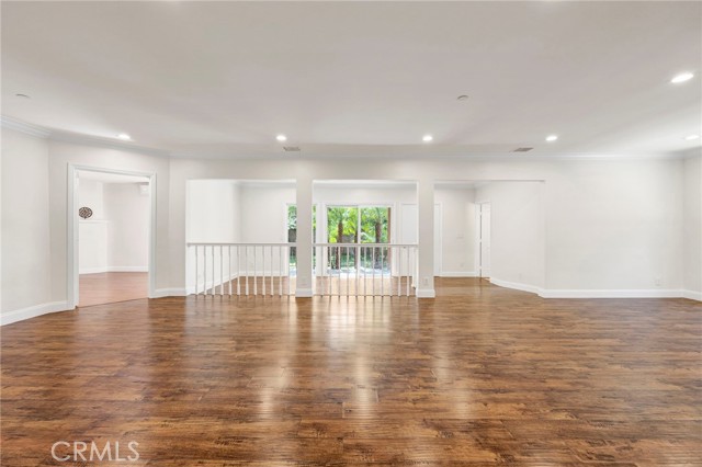 Detail Gallery Image 12 of 28 For 4637 Nagle Ave, Sherman Oaks,  CA 91423 - 4 Beds | 2 Baths
